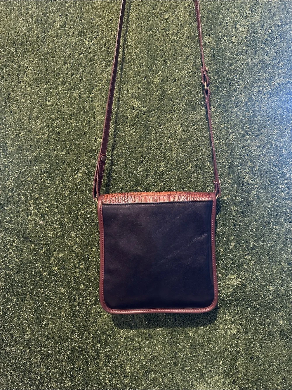 Brahmin Melbourne Croc Pecan & Black Crossbody Bag